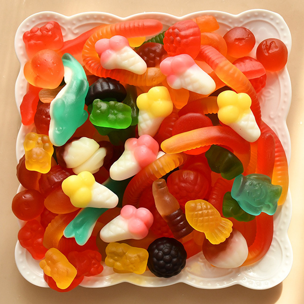 Halal Bulk Sweet and Candy Sour Flavor Different Shape Sugar Coated Gummy Candy