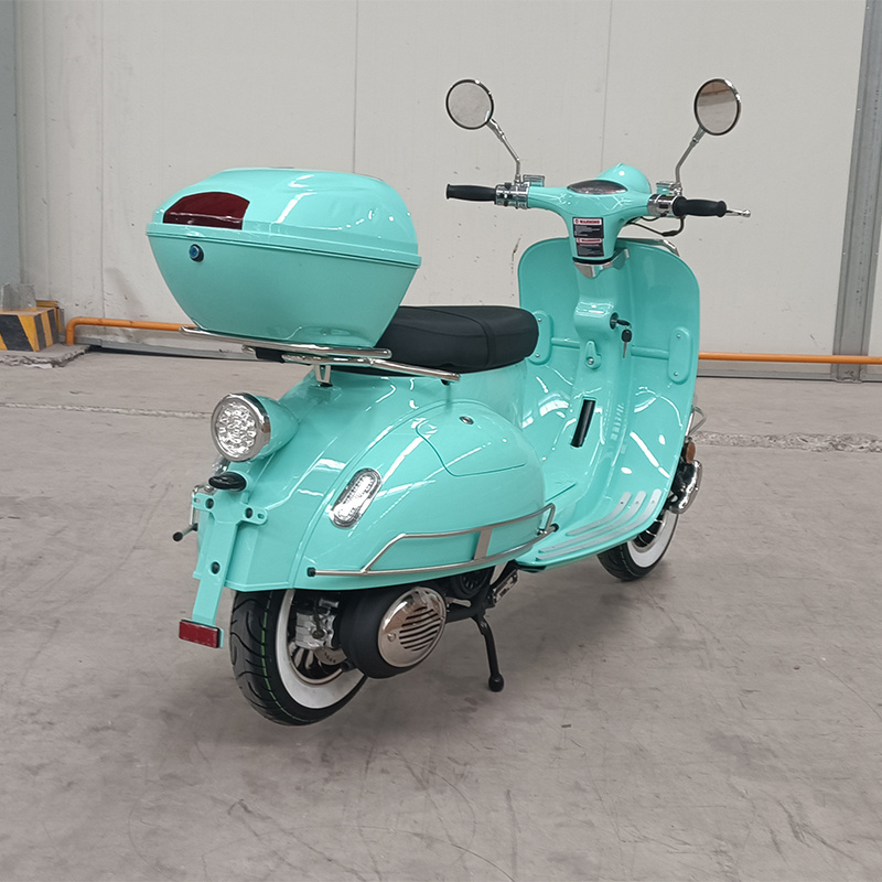 Amoto Hot-selling Good Quality Ves pa 150CC Gas Scooter 125CC Adults Balancing  Gas motorbike