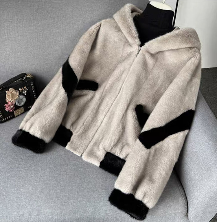 Hooded short women's fur jacket, synthetic fur velvet trimmed mink imitation fur coat, winter warmth new custom plus size