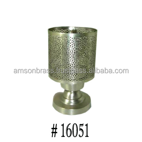 Candle Holder Metal Iron Perforated Decorative Bronze Finished Candle Holder Set of 3 Home Decoration