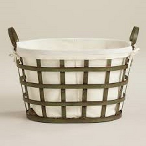 Attractive Metal Wire Mesh Storage Basket Black Powder Coating Color Large Storage Basket for Books and Food Storage