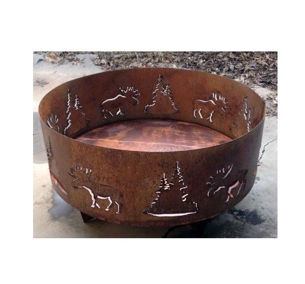 2023 Trending Metal Solid Round Hammered Design Fire Pit Large Outdoor Heavy Round Wood Burning Firepit with Fire Poker Stick