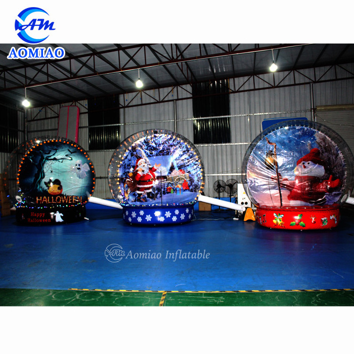 Customize giant christmas inflatable human size snow globe photo booth for party