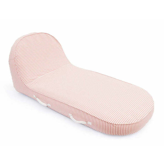 LUXURY Sunbathing pool loungers with puncture-resistant PVC lining and waterproof cotton fabric for worry-free sunbathing.