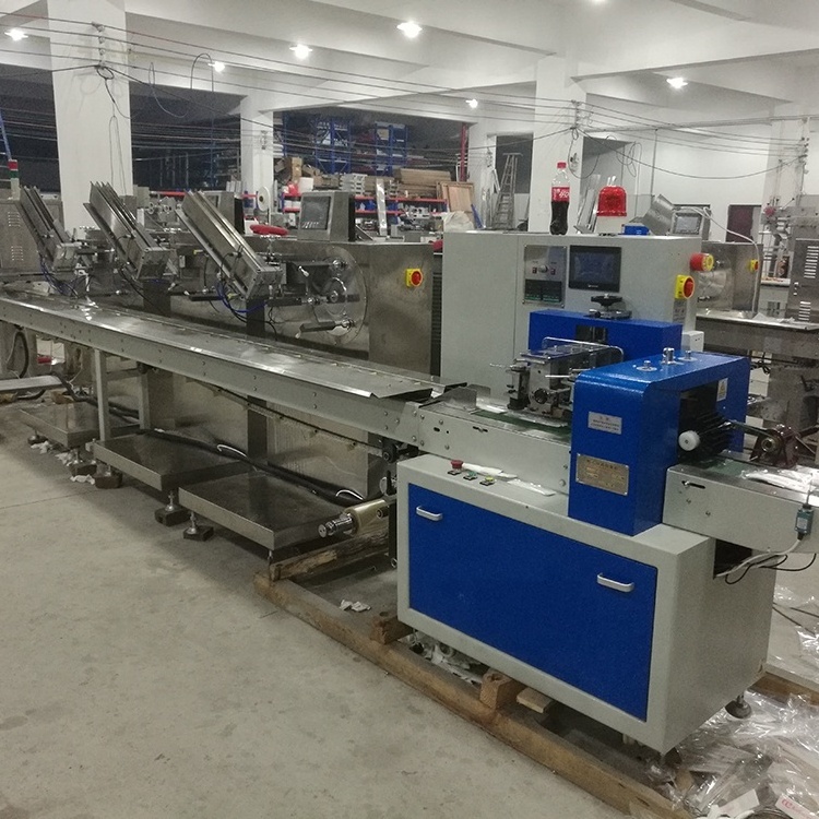 Automatic disposable plastic cutlery packing machine