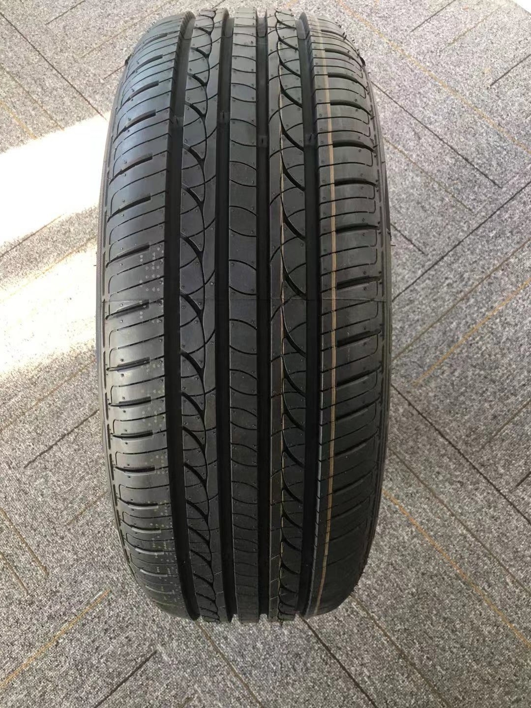 195 60 15 car tire ANCHEE brand llantas195 60R15 tire brand ANCHEE  195/60R15 AC808 wholesale tire