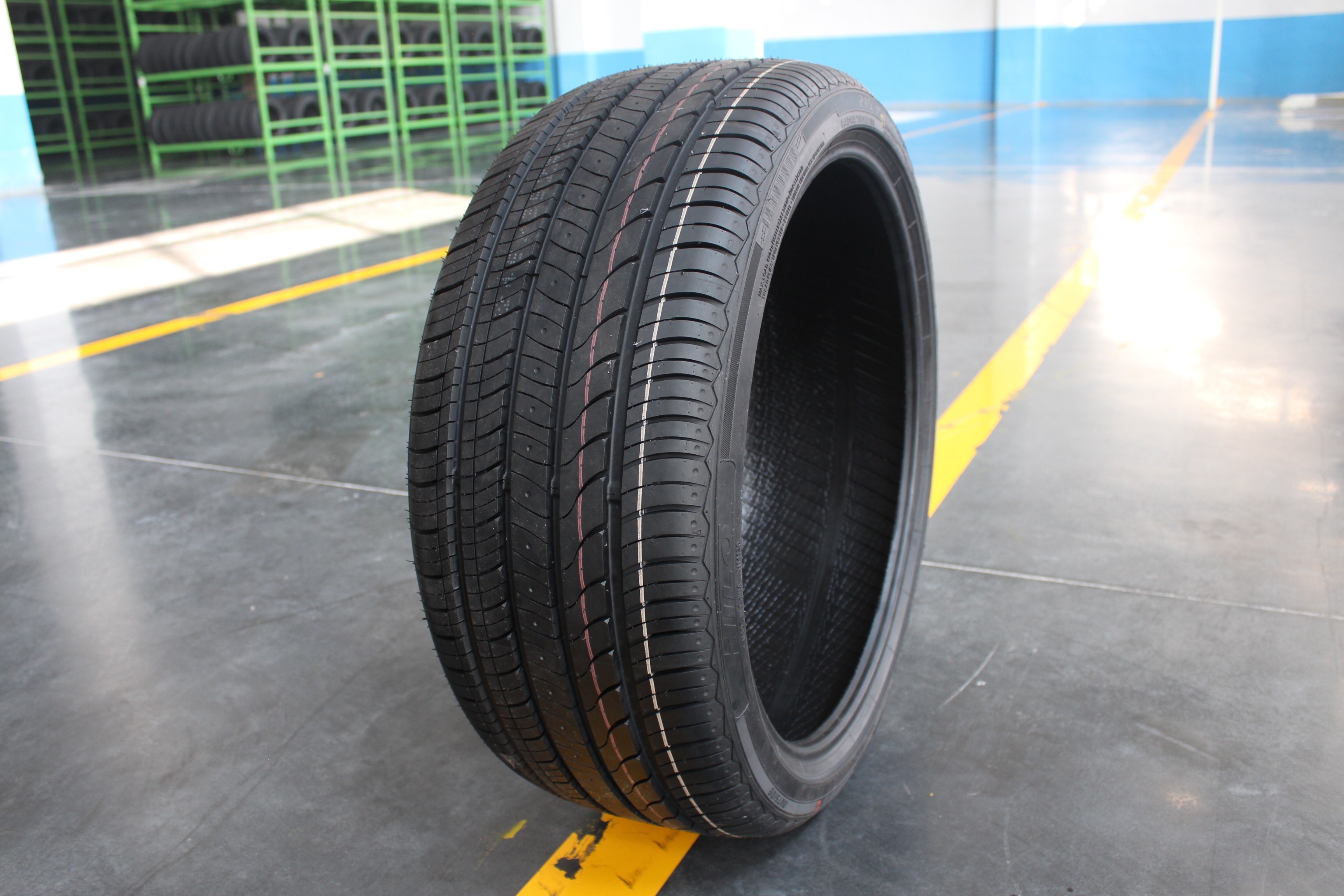 china top class tire 215/45ZR17 ANCHEE ANNAITE HILO brand wholesale tires 215/45R17 YOKOHAMA technolog