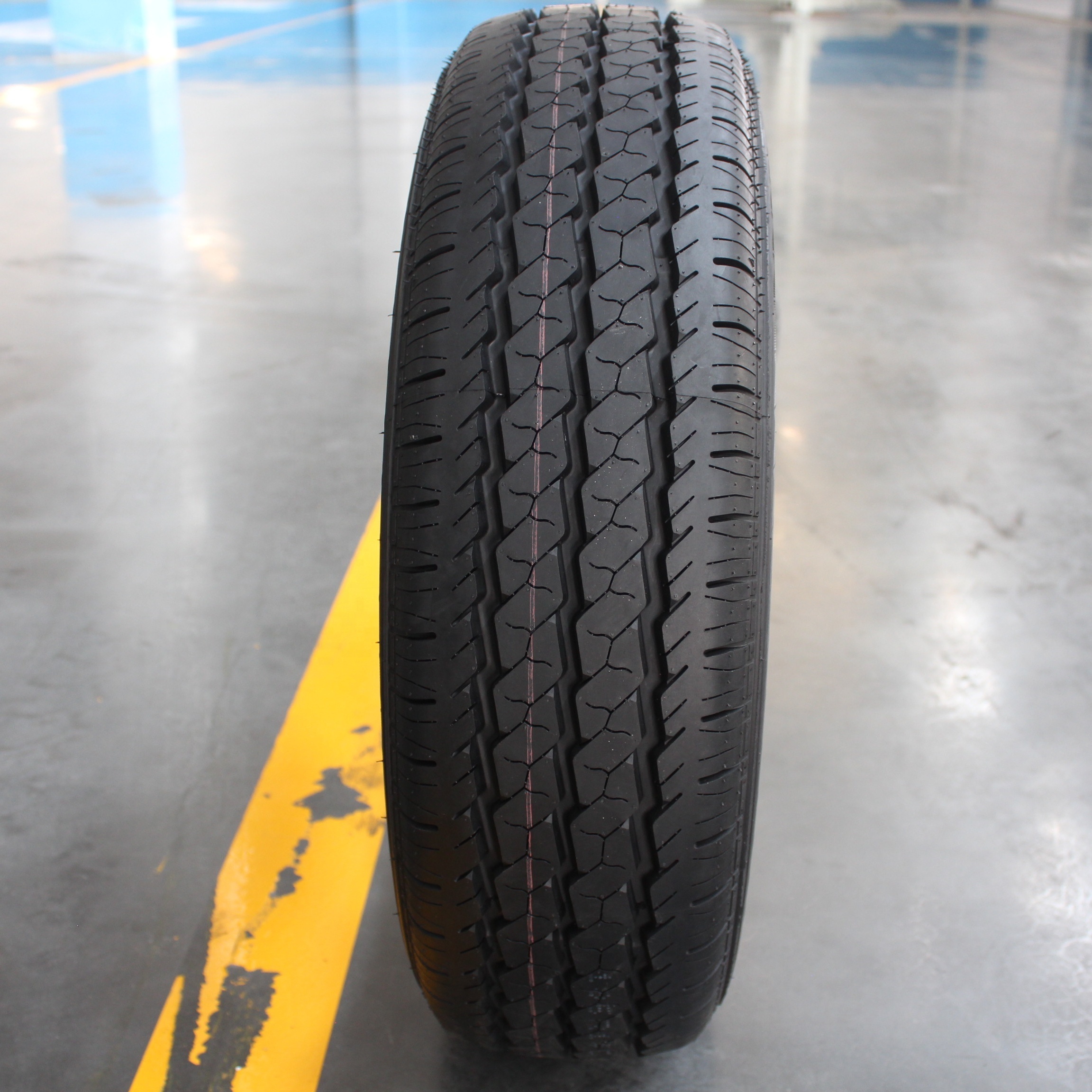 ANCHEE brand 165R13C van tire YOKOHAMA technology wholesale tire LLANTAS 165R13C ANCHEE ANNAITE HILO brand commercial tire