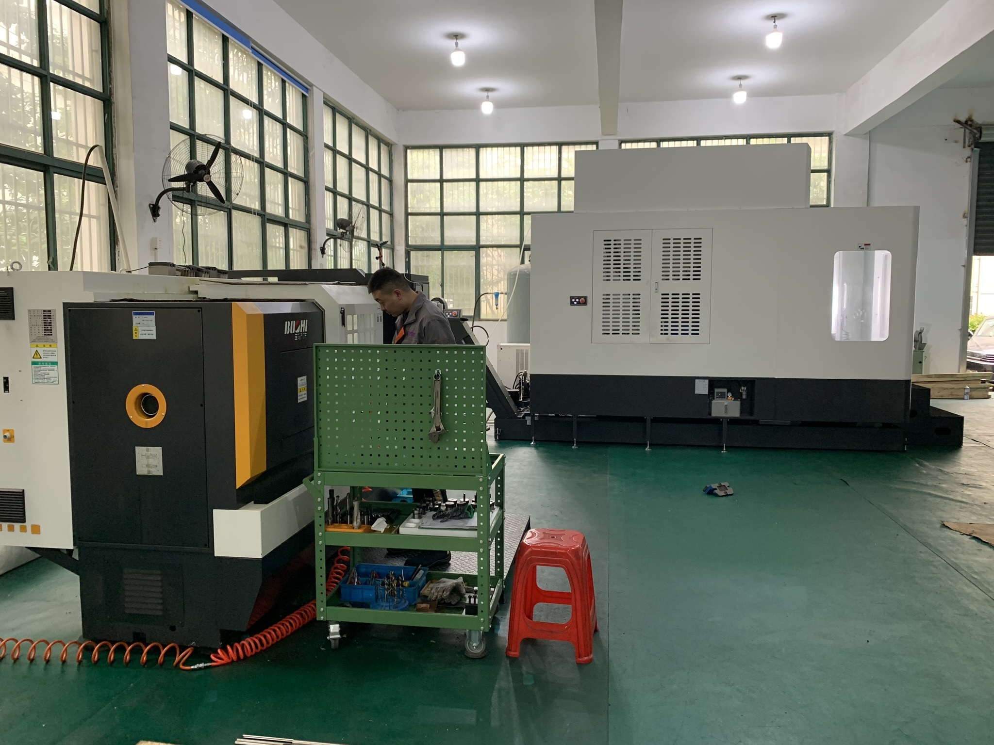 Lab Highly Automatic Vertical Tube Furnace Vertical Thermogravimetry Furnace High Purity Alumina Microcrystallite Furnace