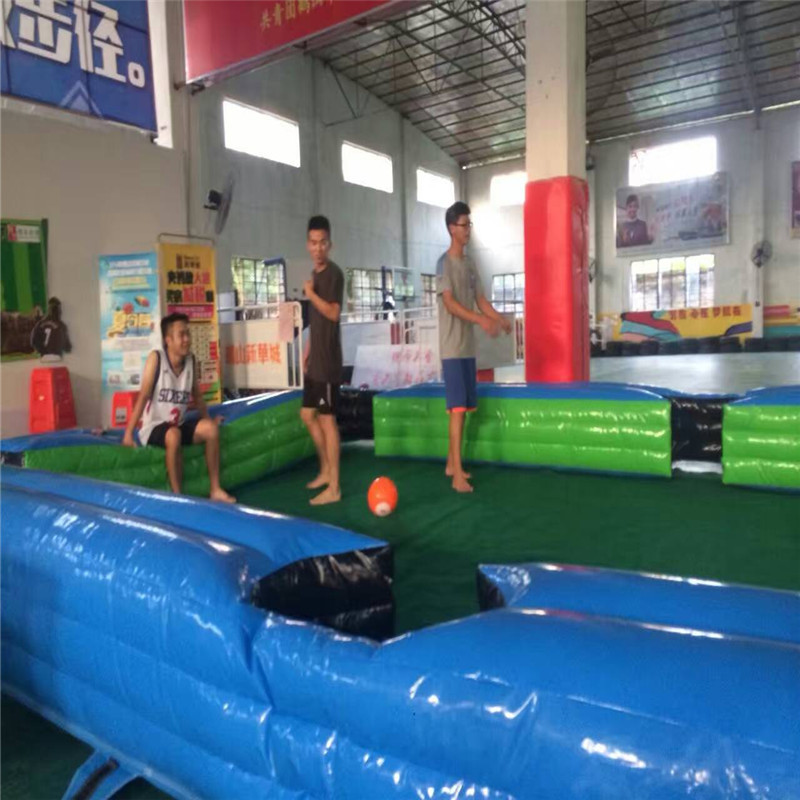 inflatable snookball game, inflatable football field made of vinyl for commercial use