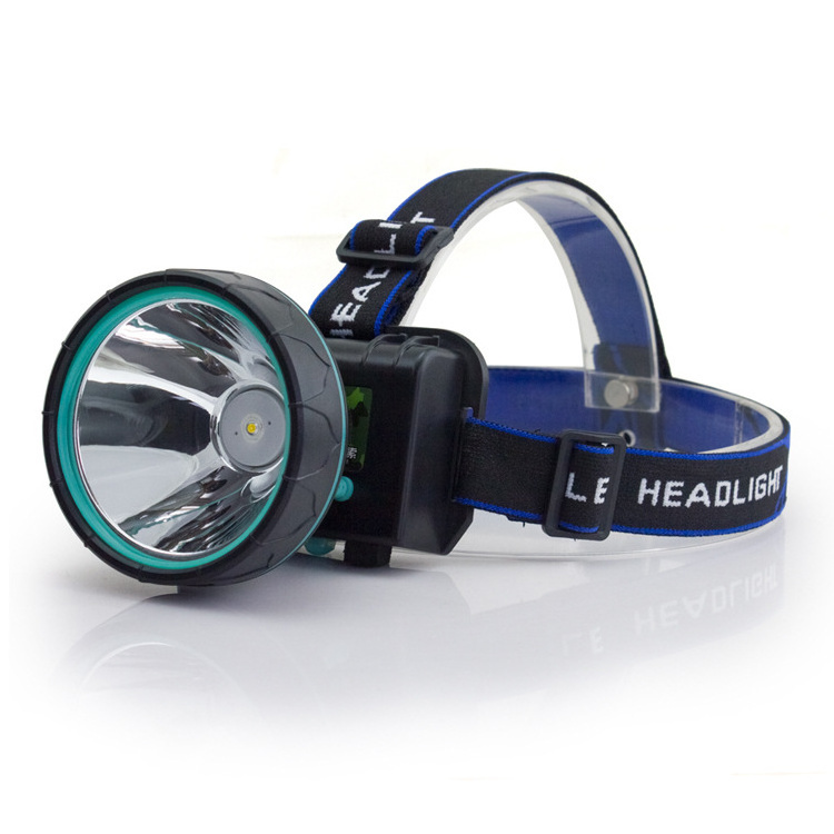 Wholesale LED Headlight Hunting lamp Searchlights Rechargeable Long-range Flashlight