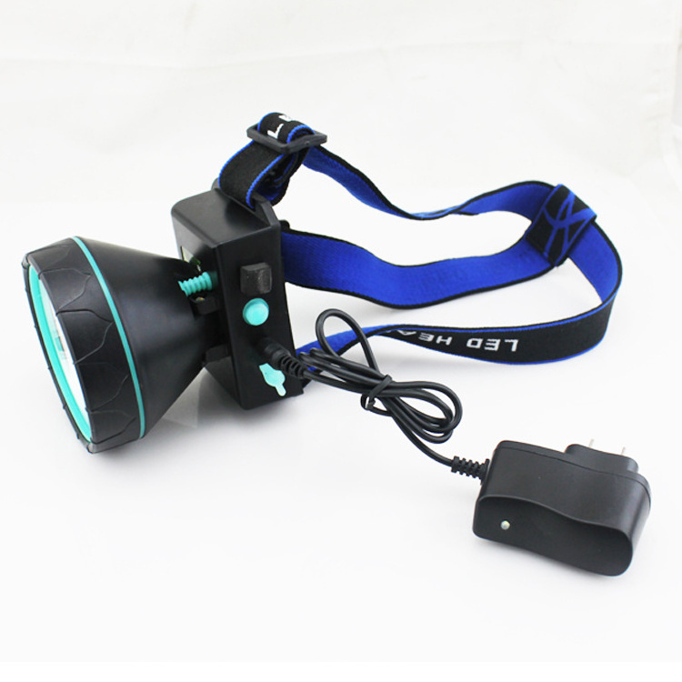 Wholesale LED Headlight Hunting lamp Searchlights Rechargeable Long-range Flashlight