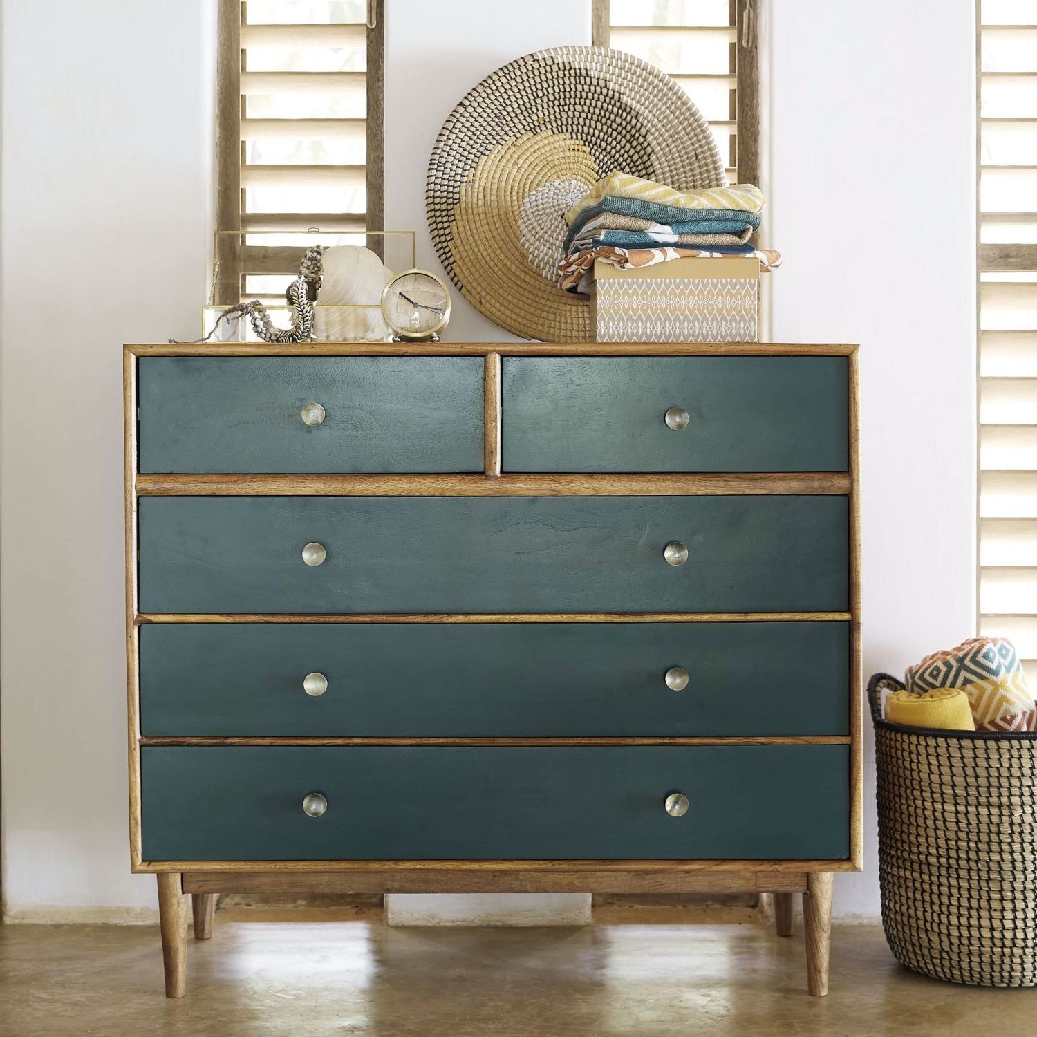 Elegant  vintage wood chest of drawers dark green 5-drawer chest solid wood cabinet for bedroom