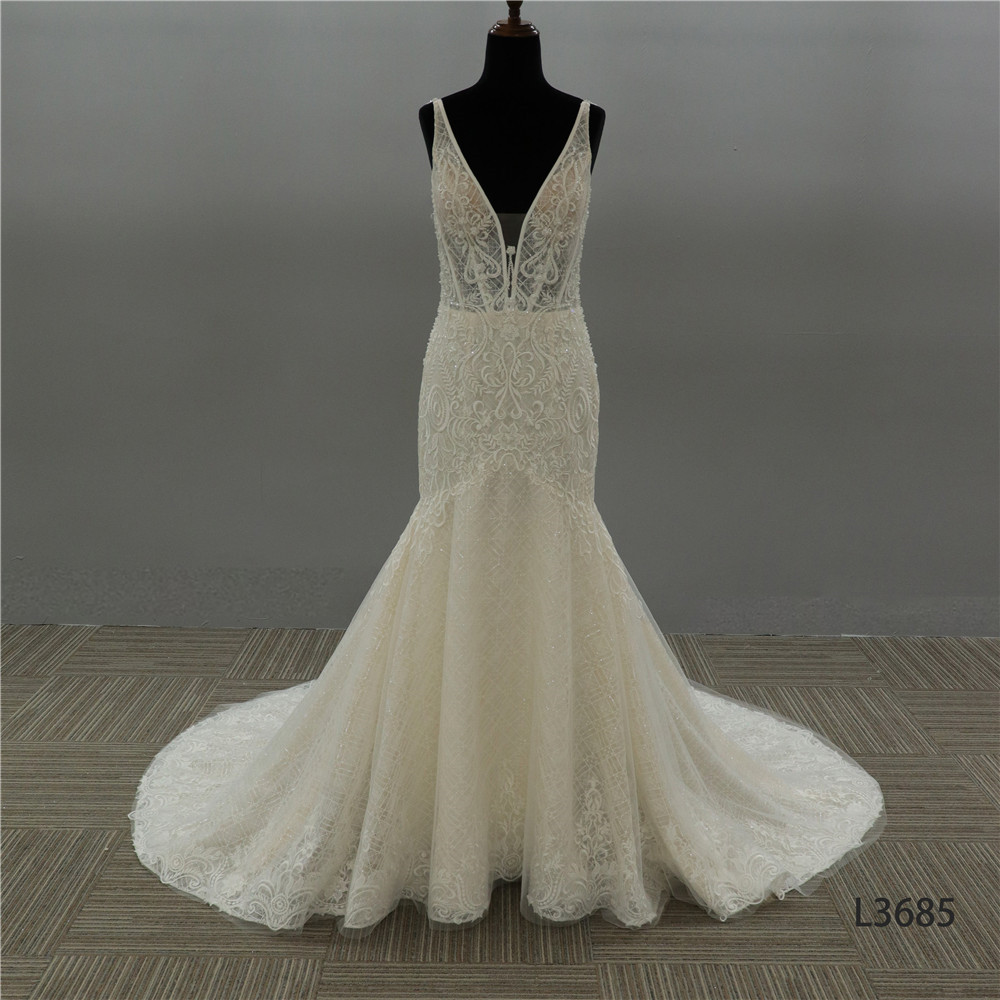 New Arrival Sexy V-neck Halter mermaid Wedding Gowns For Bride