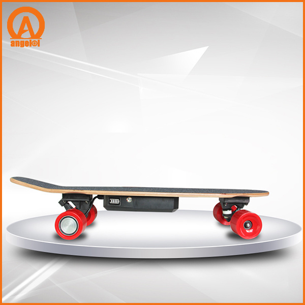 New Smart electric skateboard 4 wheel electric skateboard Light weight easy carrying