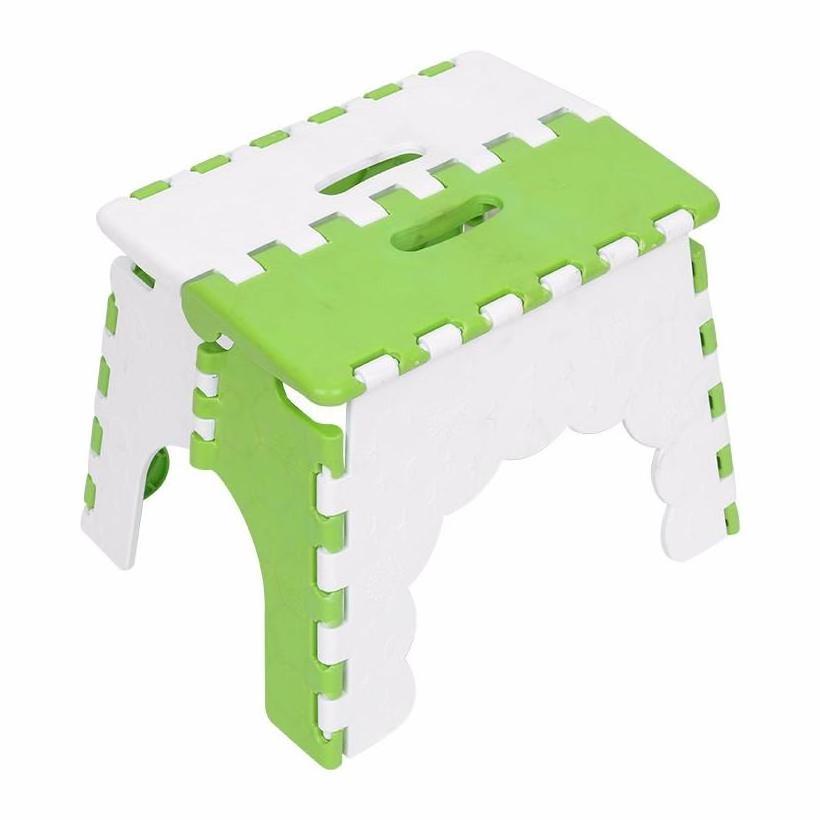 Wholesale Handy Folding Colored Stool Children's plastic chair Easy to carry anywhere