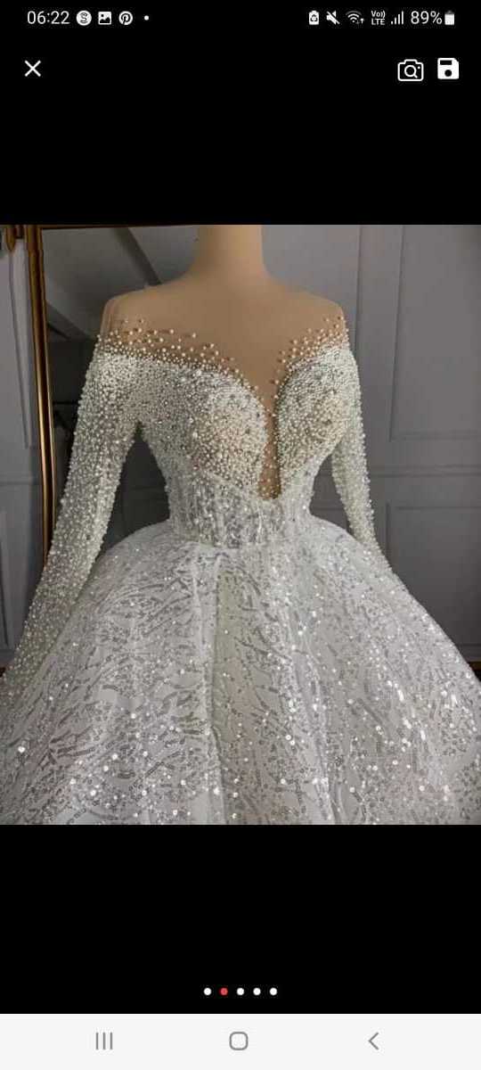 S3860F Drop shipping  new luxury large trailing lace princess  three-dimensional applique tied wedding dress bridal gown