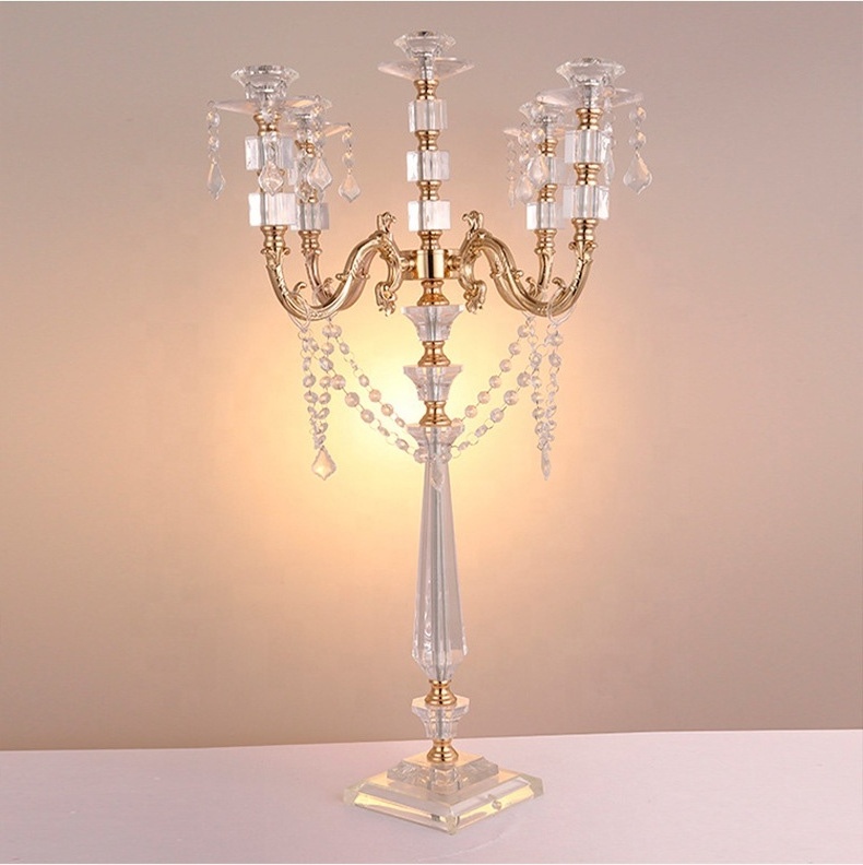 Wedding Table Decor Luxury Acrylic Candle Holder Crystal Candlestick Stand Wedding Table Centerpiece