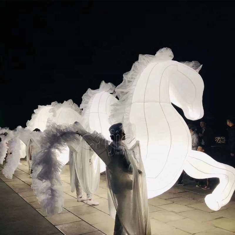 Giant outdoor parade walking inflatable horse suits life size inflatable horse costume inflatable unicorn led parade