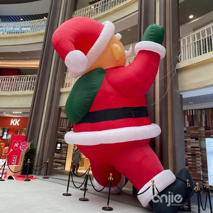 2024 New Inflatable Santa Claus Christmas best holiday decoration