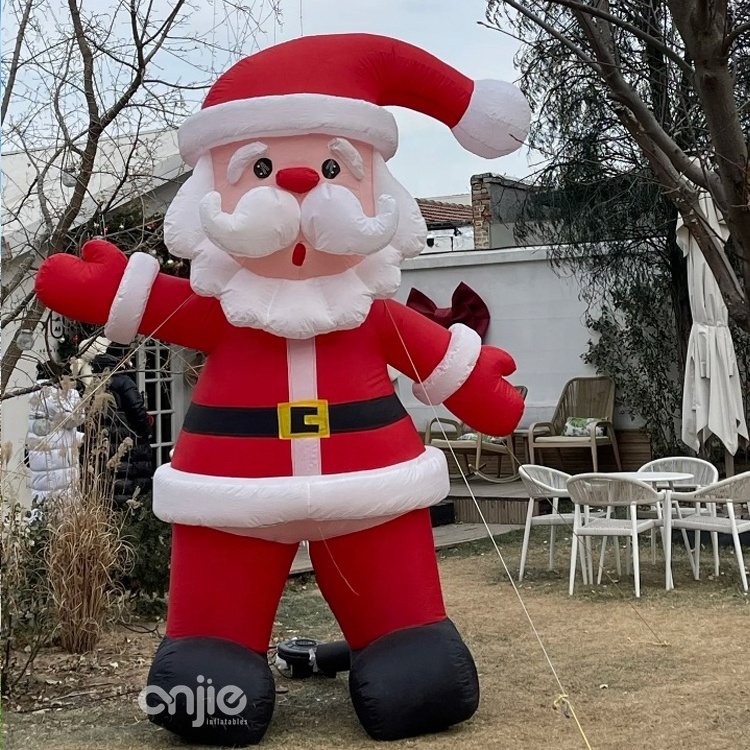 Giant Inflatable Santa Claus with Blower for Christmas Party Blow Up