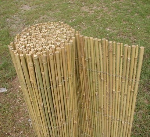 Hot sale natural garden rolled up eco-friendly secure material bamboo fence