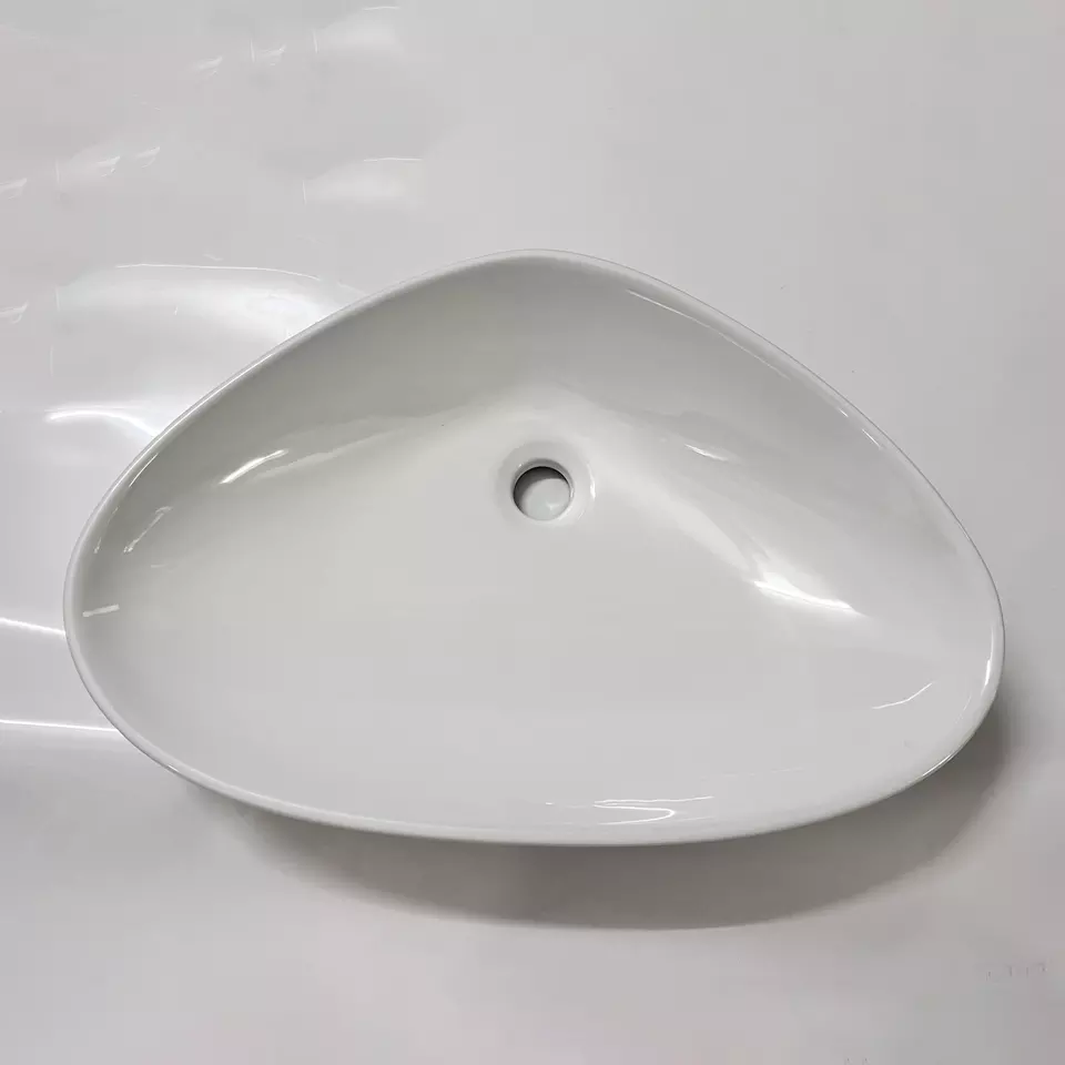 New designed bathroom sanitary ware, glossy triangular countertop washbasin, leaf shaped ceramic art sink