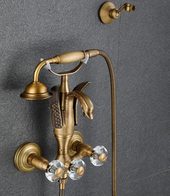 New Design Wall Mount Swan Animals Shape Spout Bathroom Bathtub Faucets Gold Tub Faucet with Telephone Shower