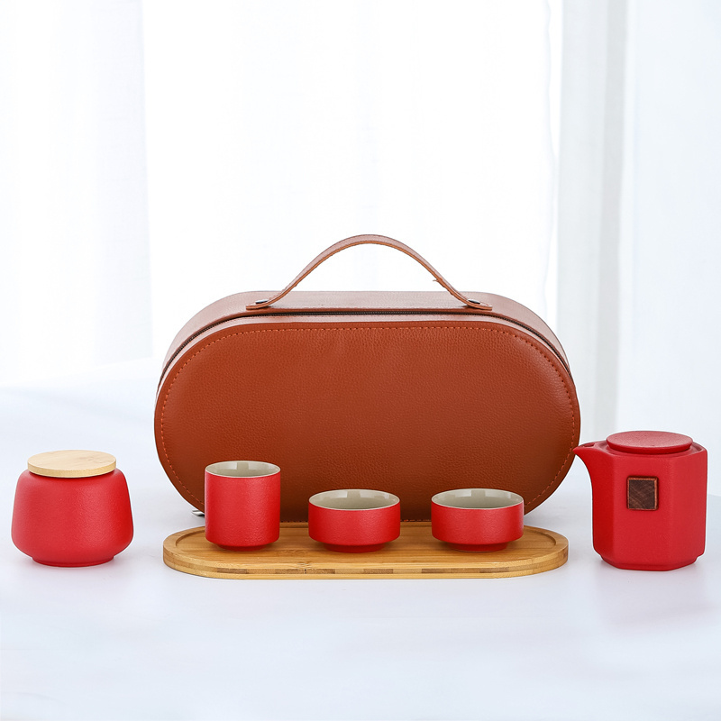 7 in 1 Chinese Kung Fu Travel Tea Set A pot With Two Cups Hot Sells Customized Tea Cups Ceramic Portable Tea