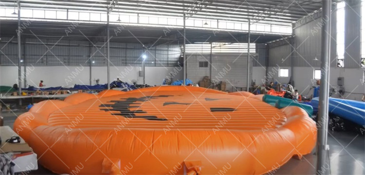 Halloween jumping bounce pads inflatable pumpkin pad for kids