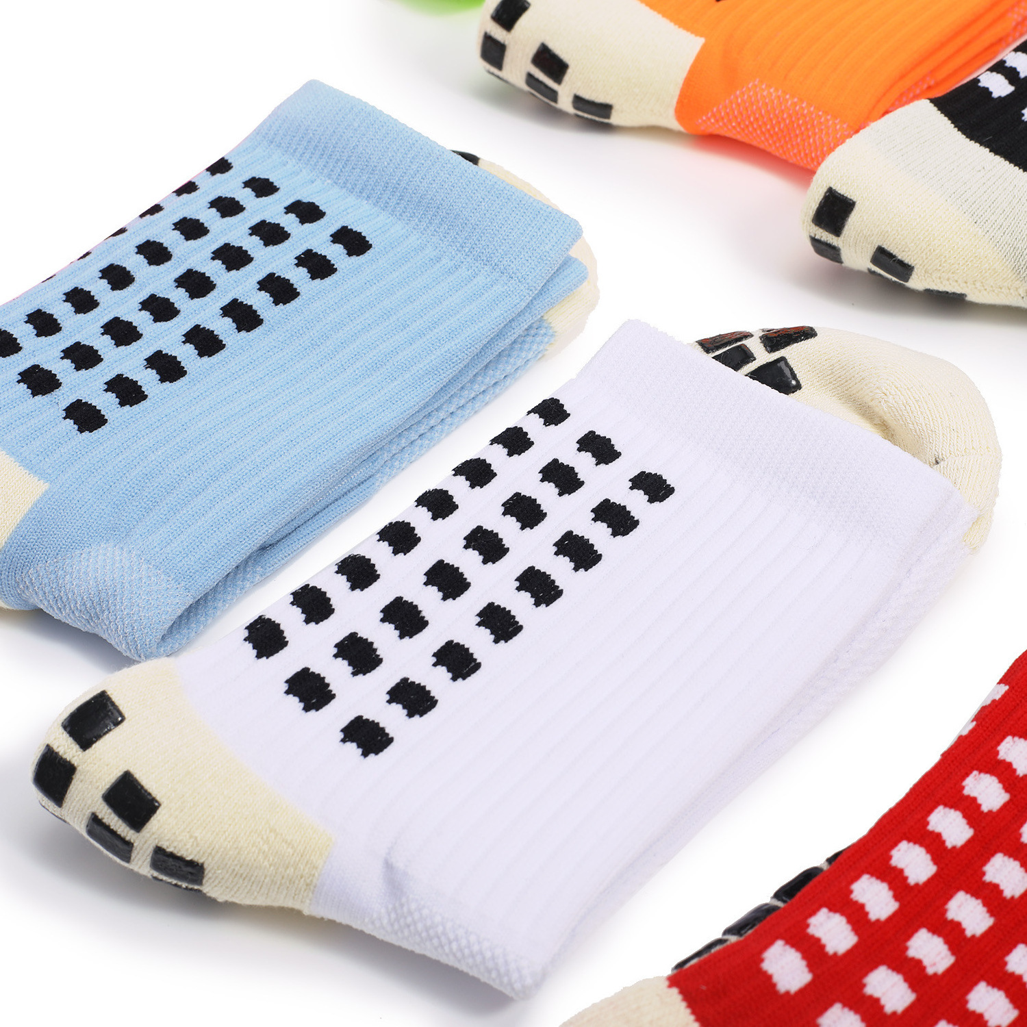 Wholesale custom anti slip thicken soft short athletic soccer sport football crew socks for men