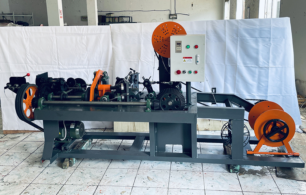 Best price barbed wire machine in metal metallurgy machinery oversea