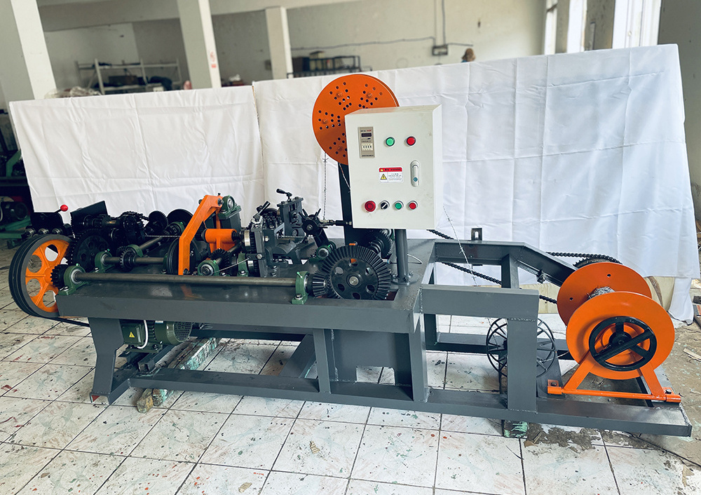 Best price barbed wire machine in metal metallurgy machinery oversea