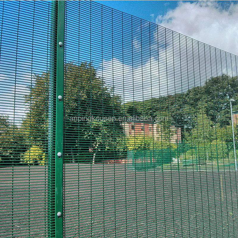 Best Price Airport Fence 3D wire mesh fence board decorative garden fences