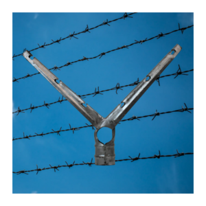 Galvanized High Tensile Strength Anti-climb 50kg Barbed Wire Roll and double arms