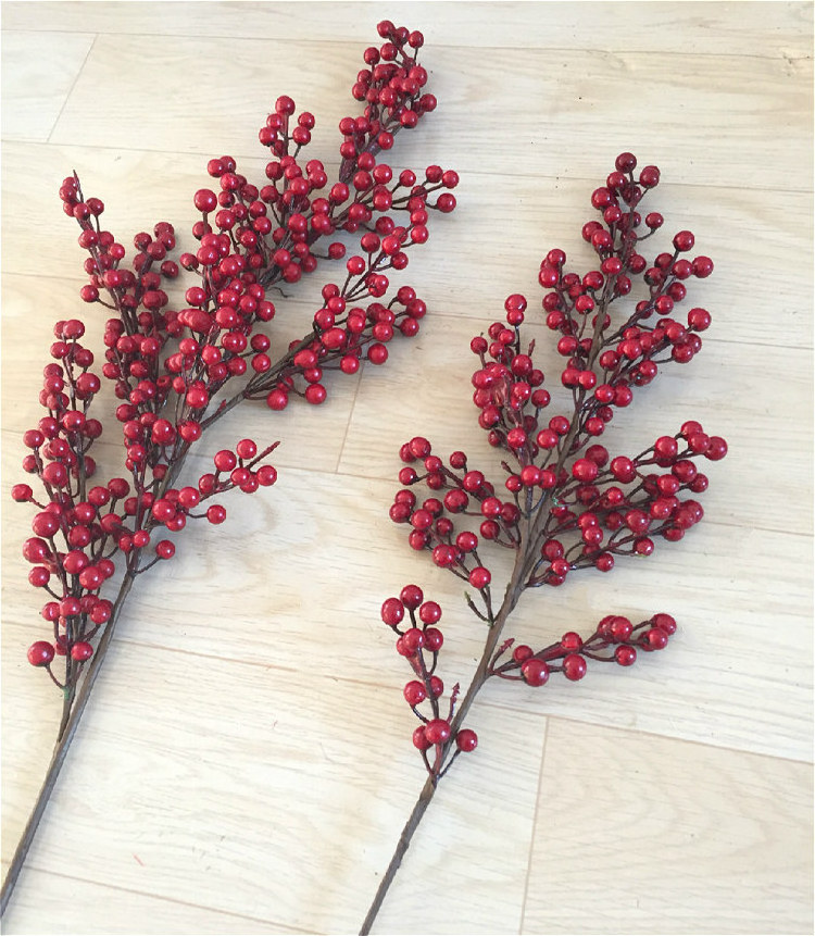 Hot sale Christmas artificial tree branch decorative foam red Berry Branch for home decoration