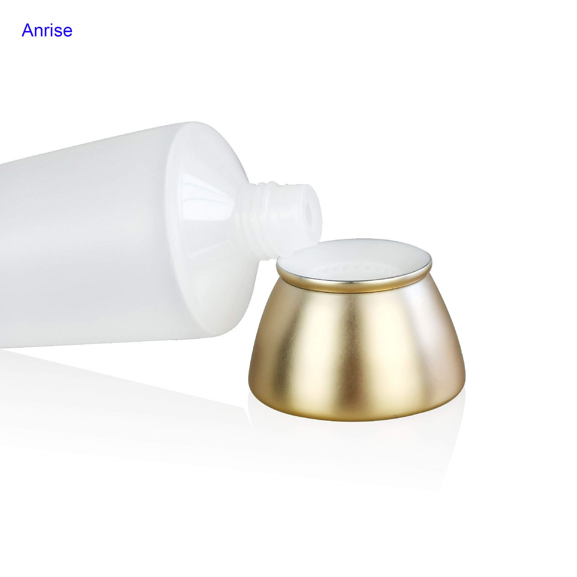 50ml 100ml 120ml 150ml Soft PVC Matte Plastic Skin Cream Tube Container Empty Refillable Gold Silver Plated Screw Cap Gel Tubes