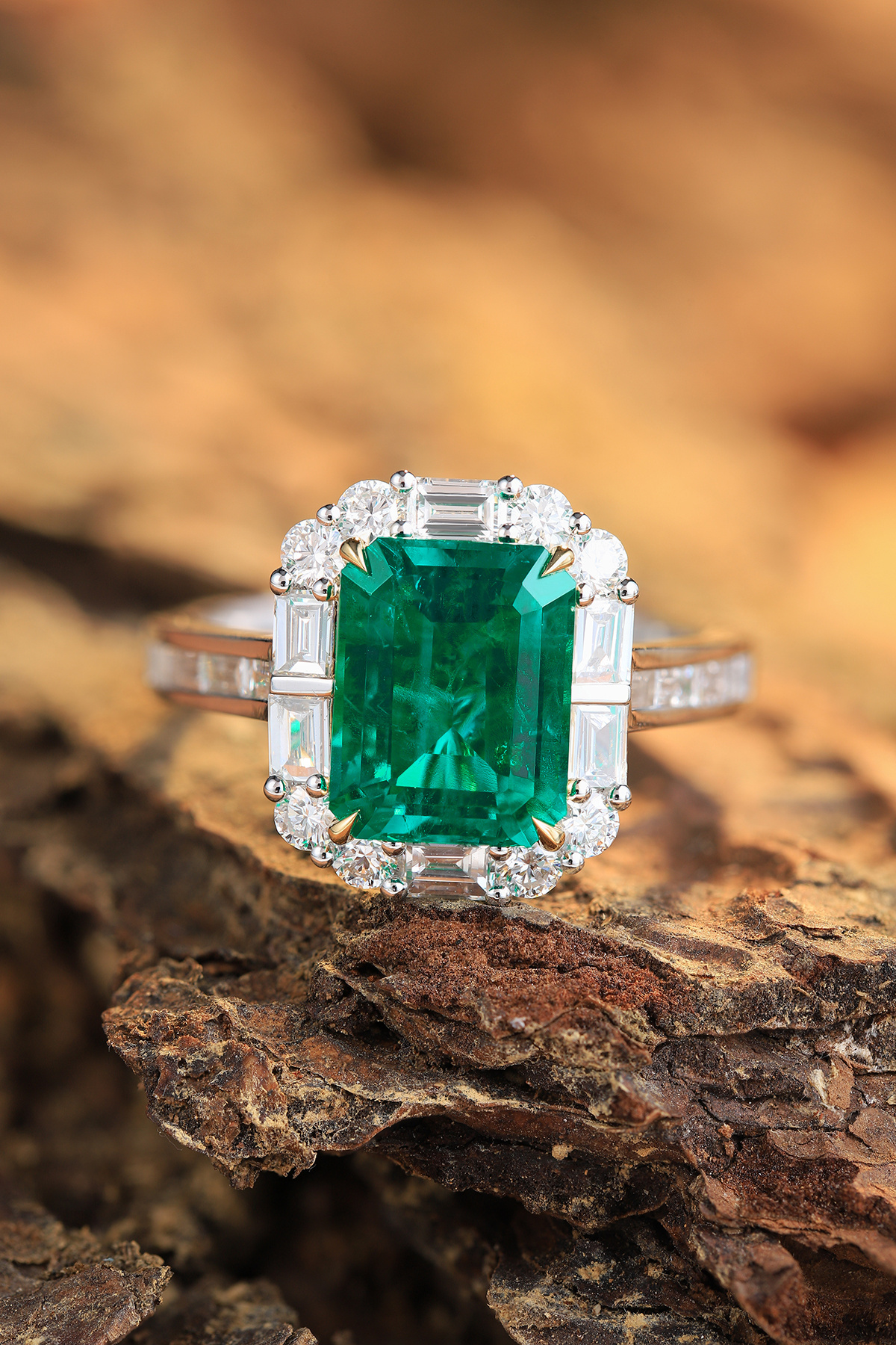 Gemnel Dainty Jewelry 18K Gold Lab Grown Emerald Ring Gemstone Rings Natural Inclusion Lab Grown Diamond Ring