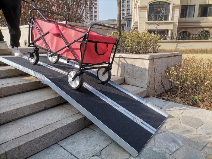 Practical foldable aluminum wheelchair ramp wheelchair staircase ramp  bus wheelchair ramp For Sale