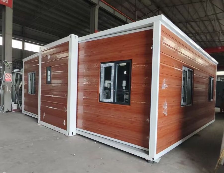 Waterproof Container House 40 Ft Expandable 40Ft Mobile Home Caravan Portable Houses 2 Bedrooms 4 Bedroom Container Home