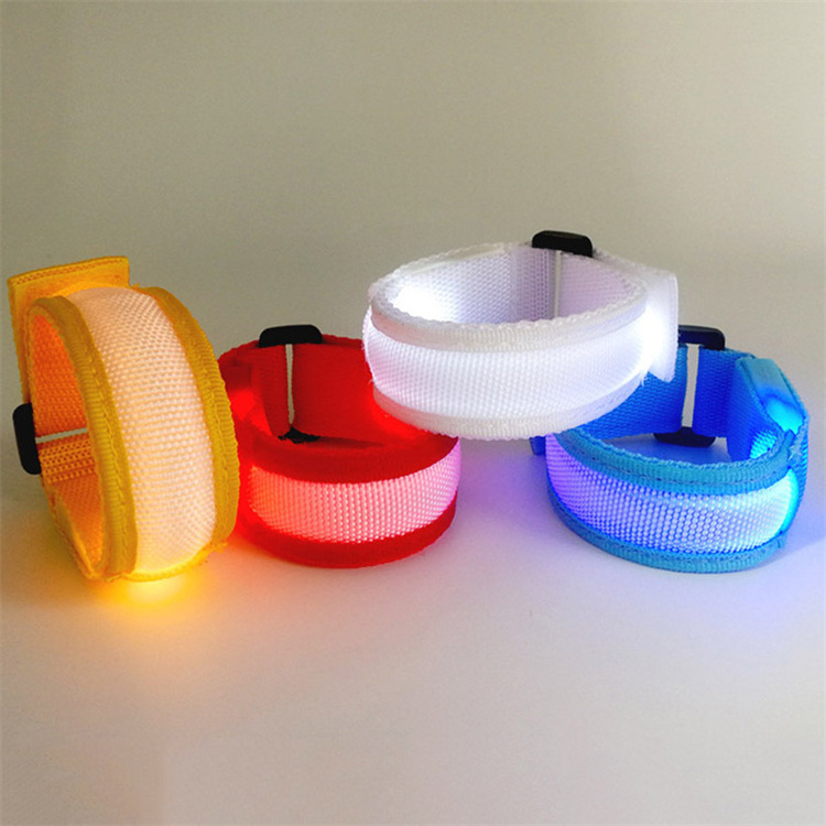 Glow In Dark Bracelets Concerts Party Supplies Fashion Luminous Neon Custom Led Bracelets Flashing Sports Arm Light Up Wristband