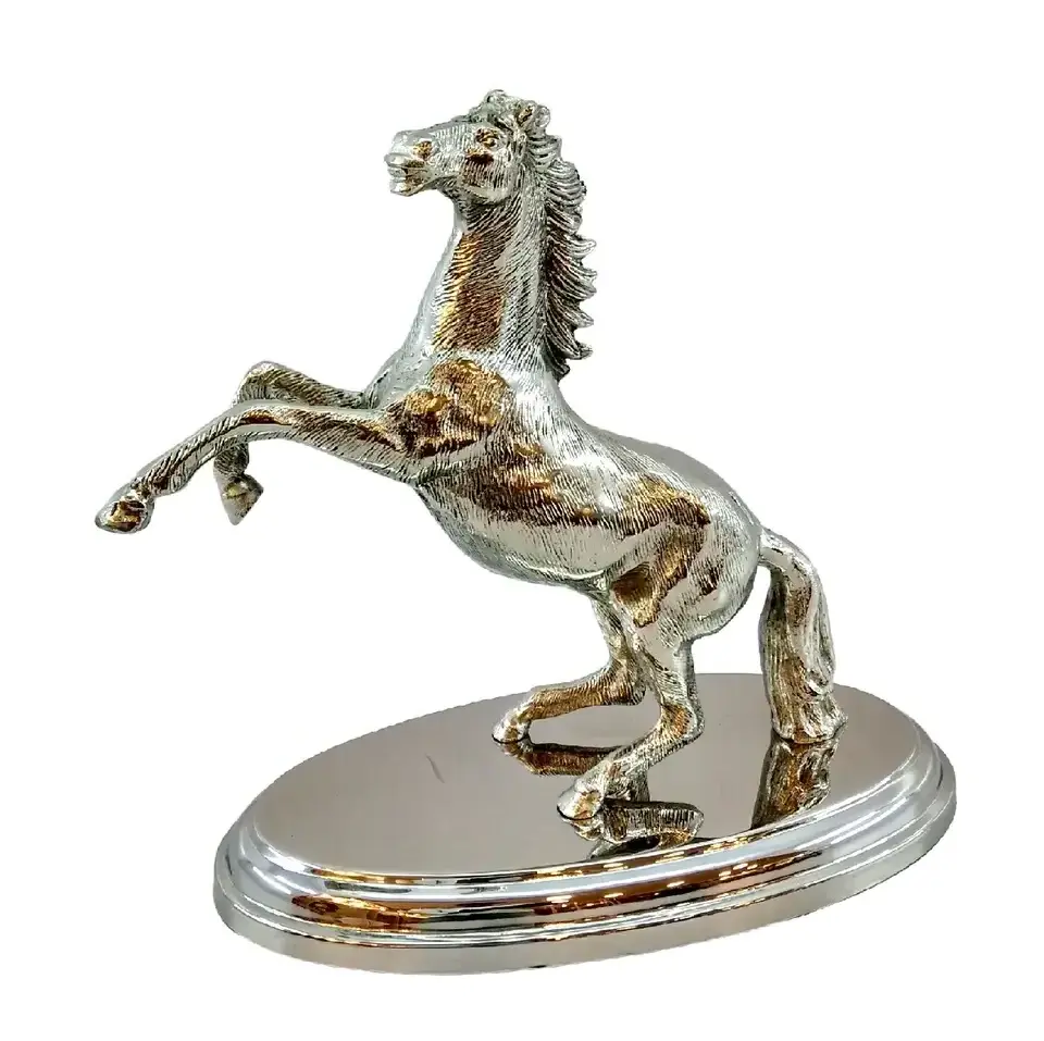 Horse Shape Animal Sculpture Ornament For Home Hotel Office Table Top Decor Usage Metal Sculpture Ornament In Wholesale