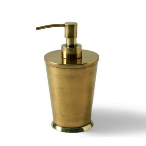 Vintage Trending Look Hot Selling Quality New Metal Brass Handmade Soap Dispenser New Design Metal Soap Dispenser