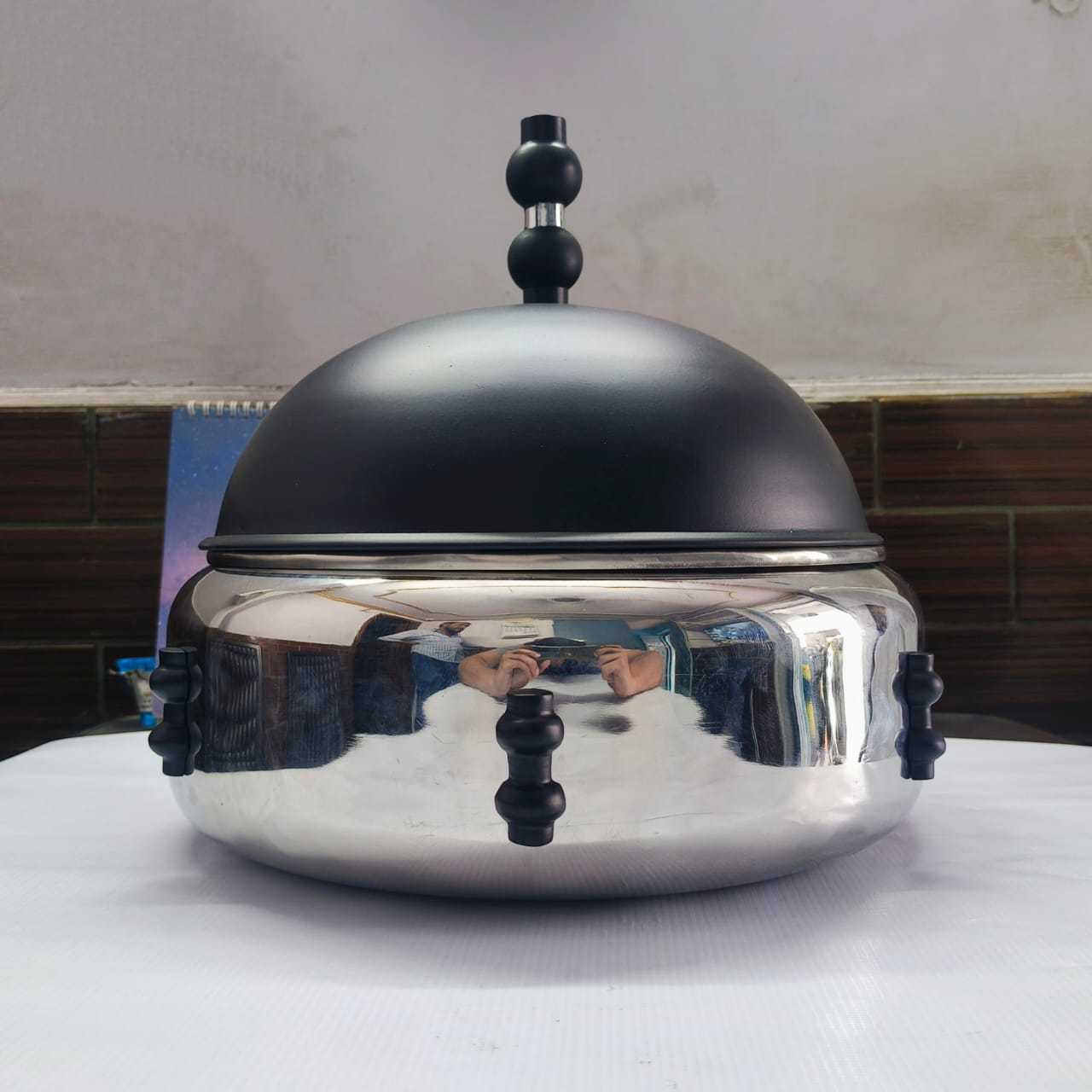 Food Warmer Premium Latest Copper Black Finishing Casserole High Quality Handmade Serving Hot Pot For Home Hotel Restaurants