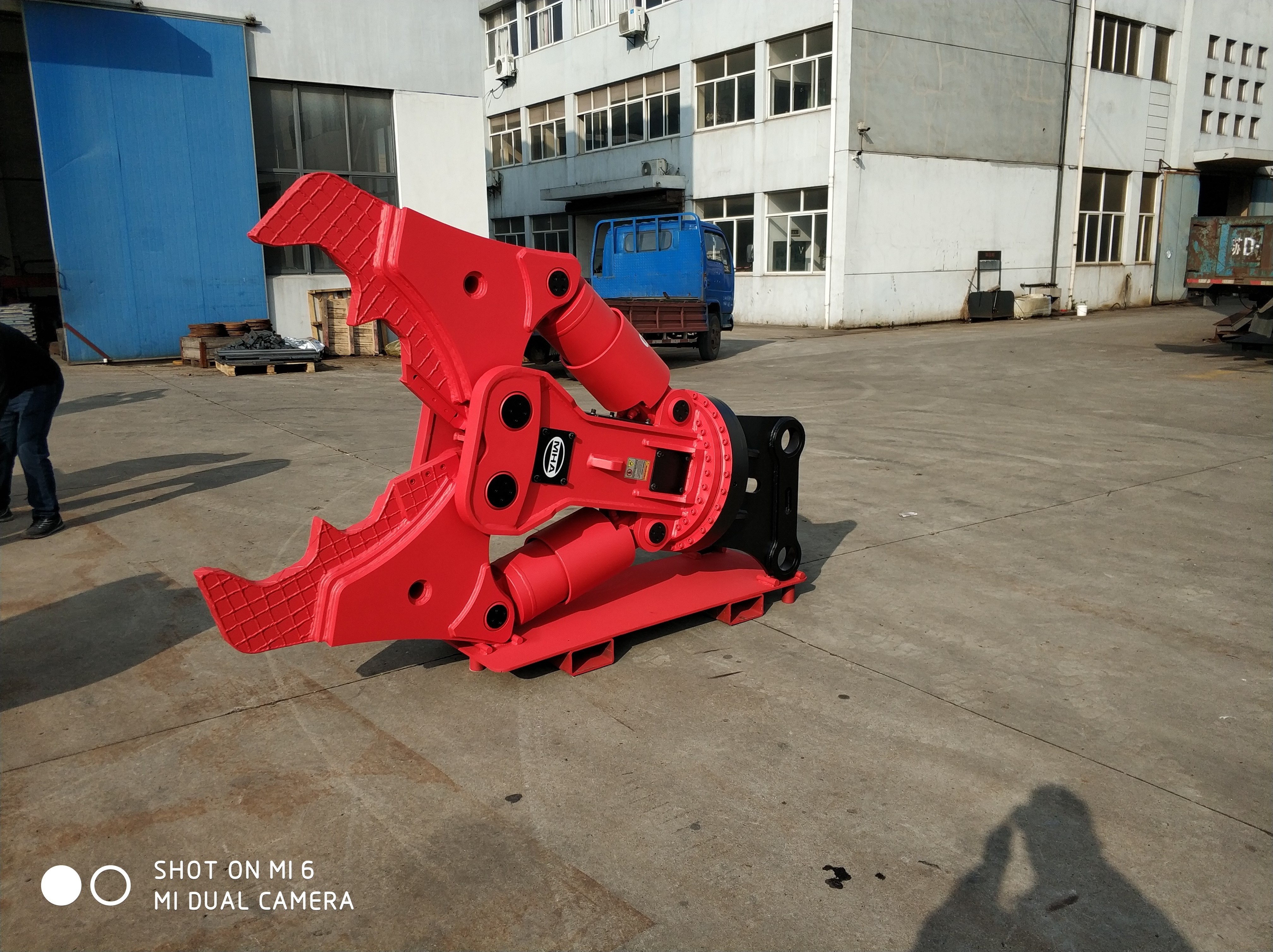 Hydraulic Shears for Metal Steel Excavator Attachments