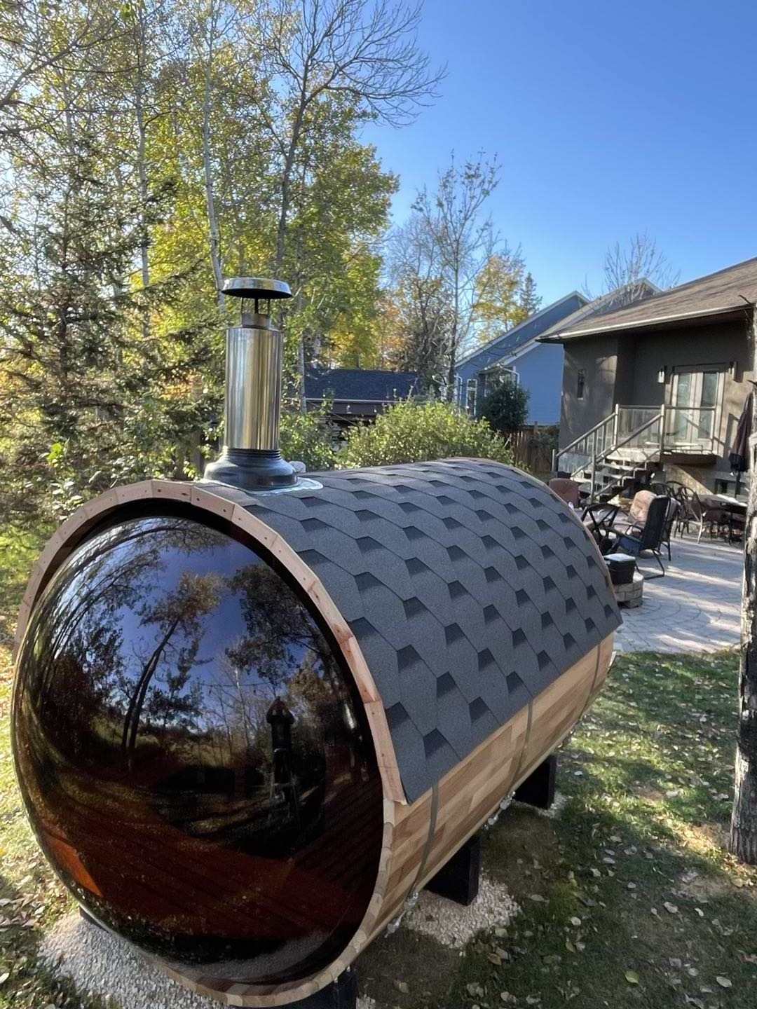 4 Person High End Red Cedar Wooden Sauna Barrel Rooms with Panorama Window and Front Porch