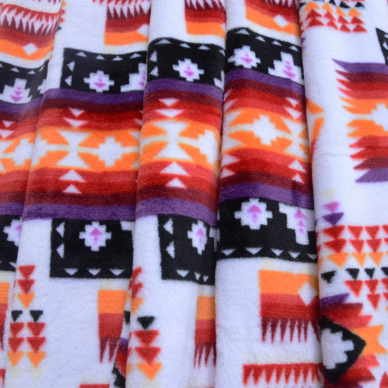 Super Soft Native Patterns Flannel Blanket Reversible Woven 100% Polyester Adults Oval Geometric