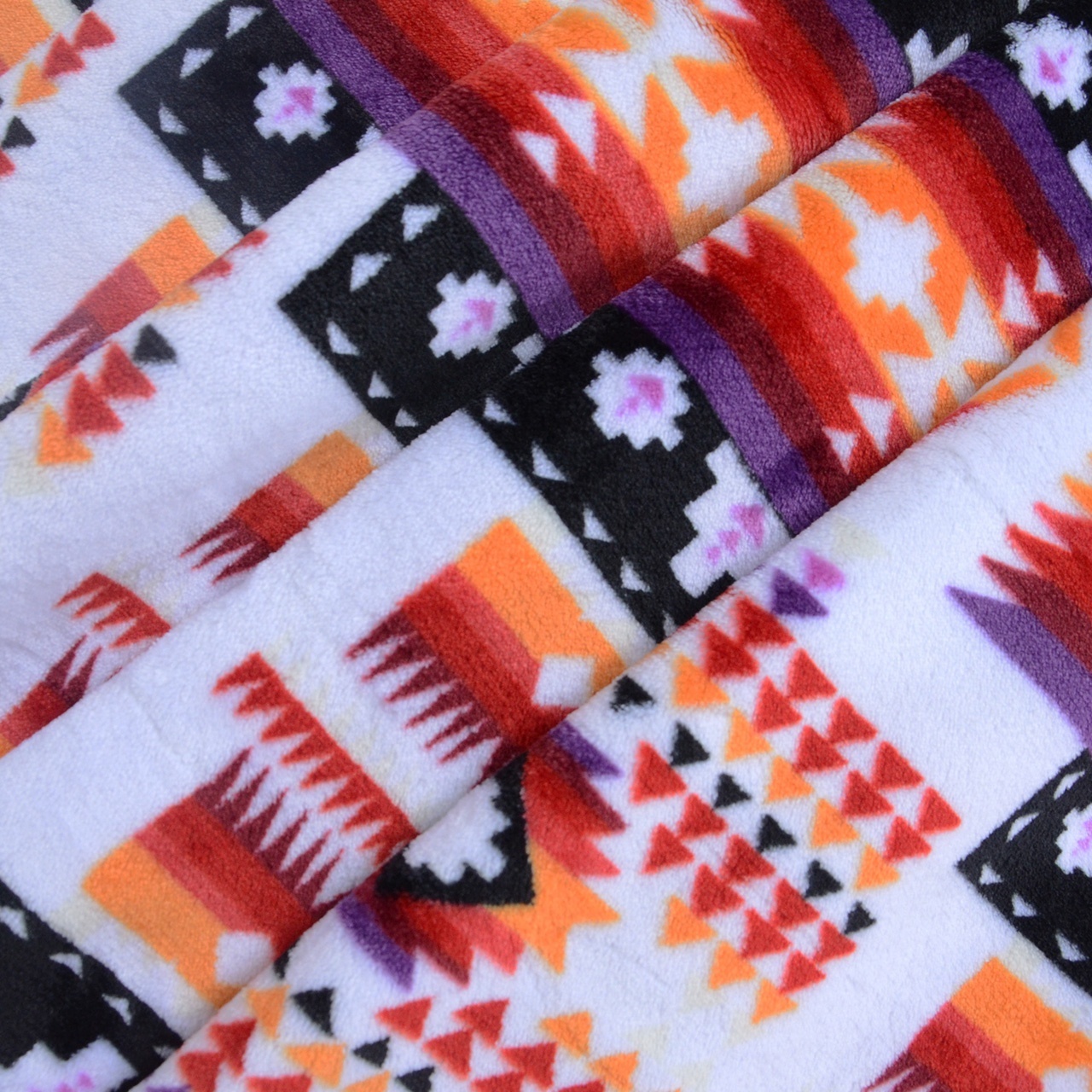 Super Soft Native Patterns Flannel Blanket Reversible Woven 100% Polyester Adults Oval Geometric