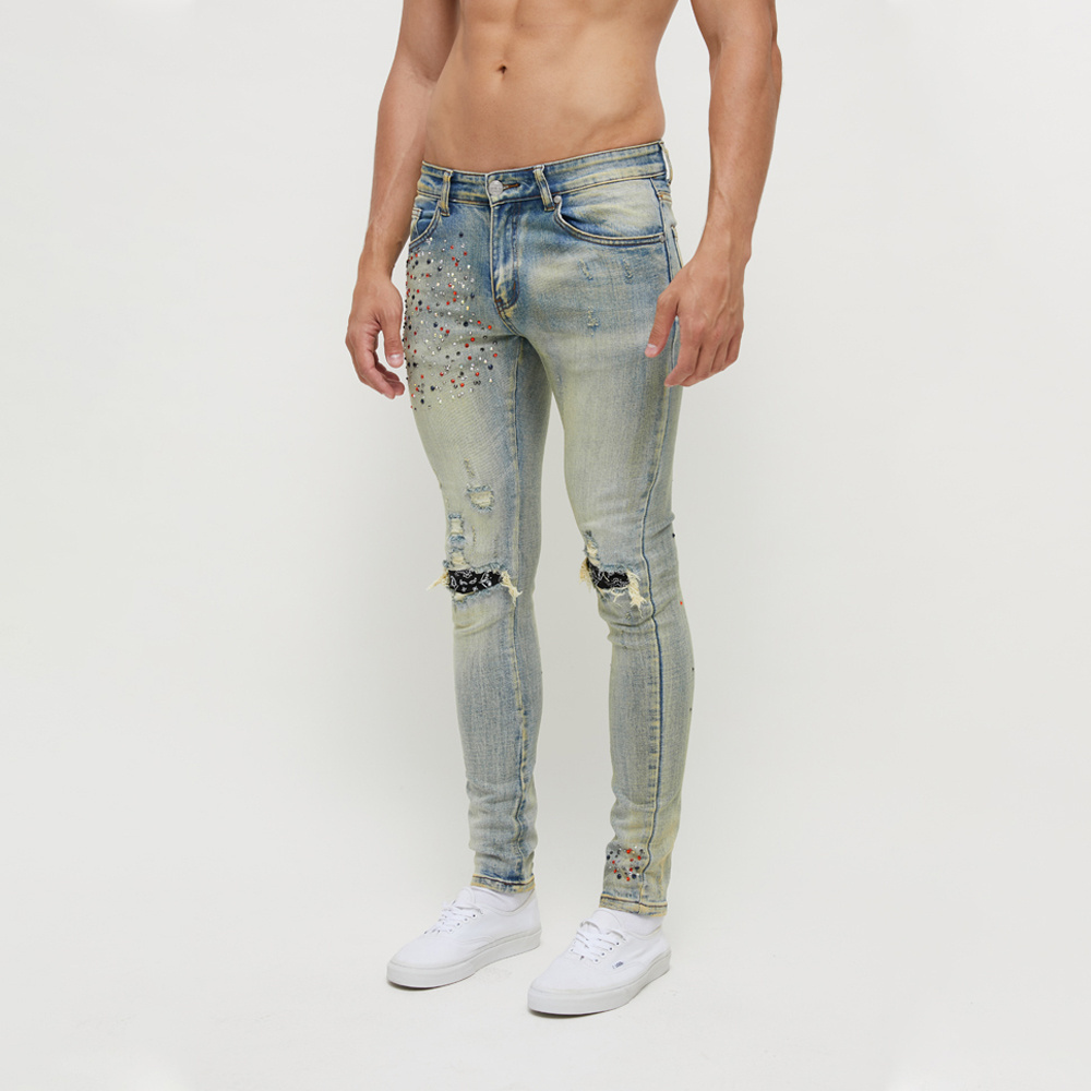 OEM/ODM New Design Customized Logo Heavy Washed Distressed Rhinestones Jeans With Hole Patches Men Jeans Trousers