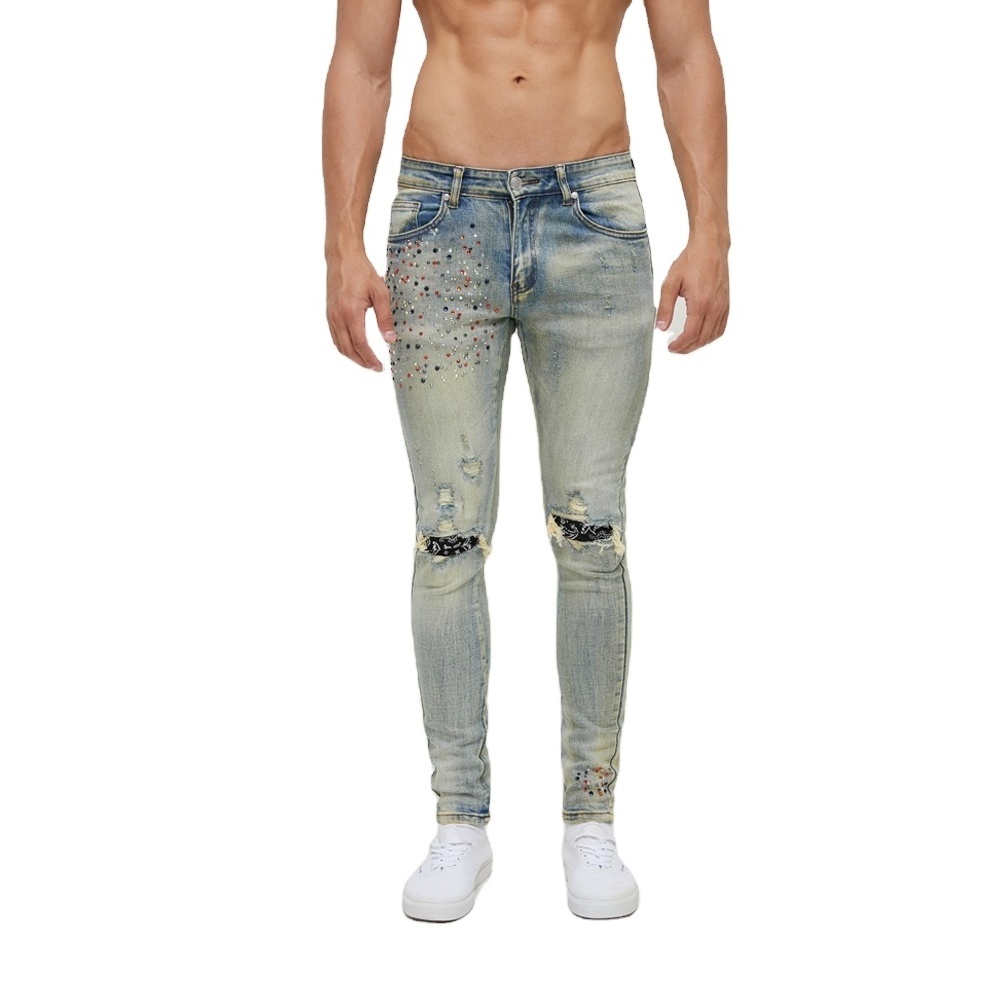 OEM/ODM New Design Customized Logo Heavy Washed Distressed Rhinestones Jeans With Hole Patches Men Jeans Trousers